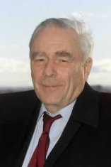 rsz_1ar_ted_byfield